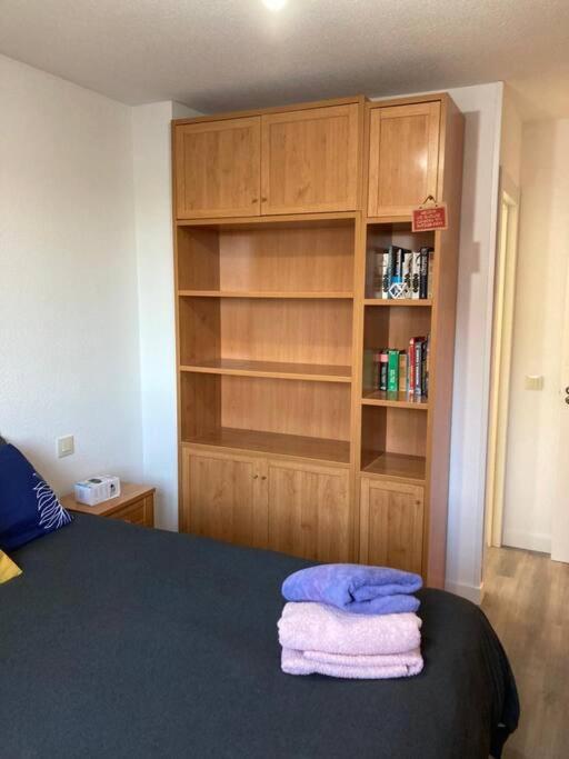 Silencioso, Luminoso Y Familiar Apartamento Apartment *